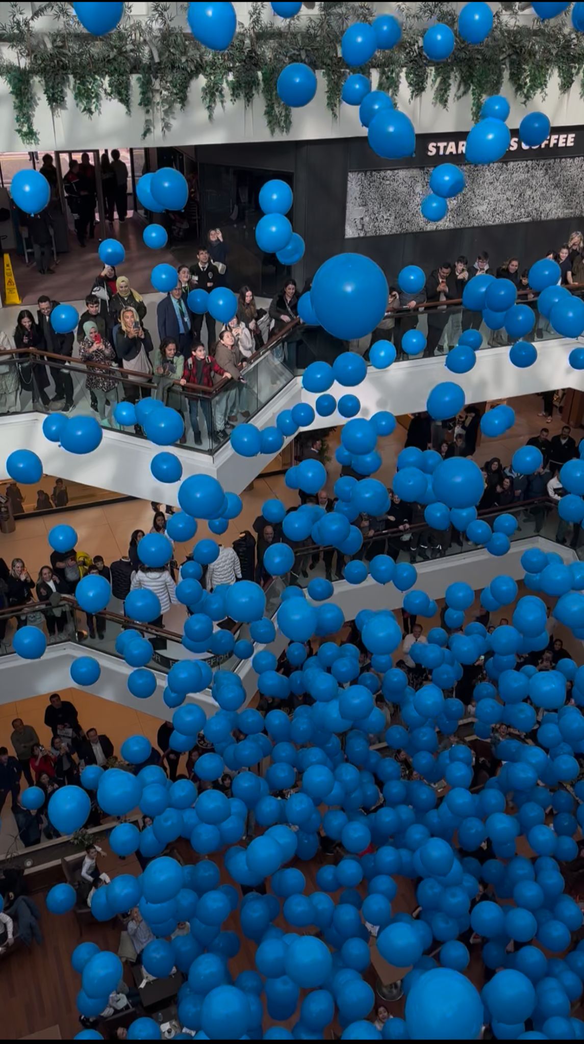 Etkinlik | HPV ve Rahim Ağzı Kanserine Balonlarla 