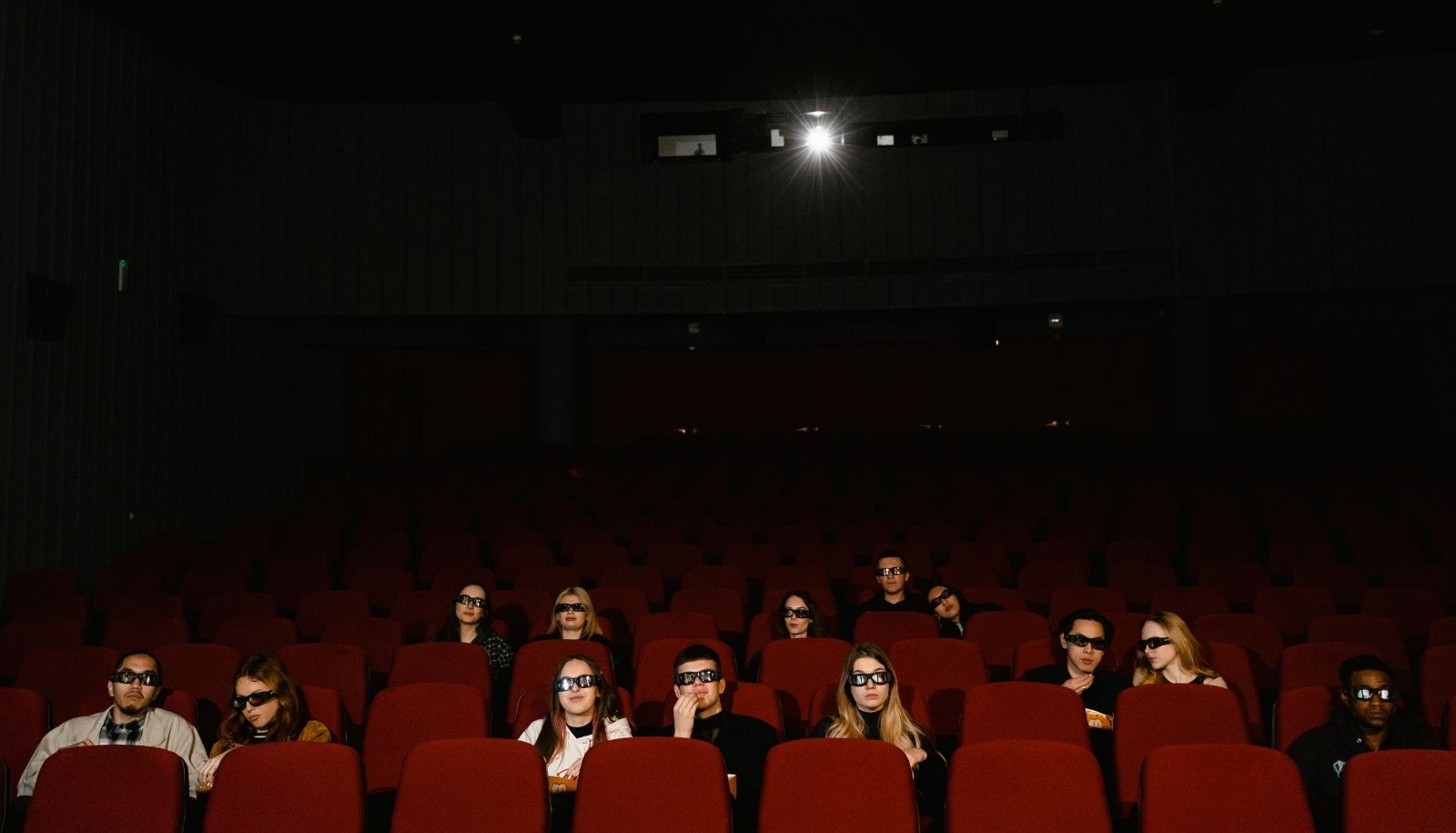 Arkadaşlarla Sinema Buluşması: Paylaşılan Anların Keyfi